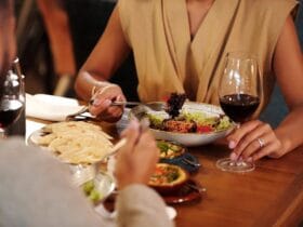 Top 10 Restaurante din Sinaia – O Călătorie Culinară la Poalele Munților 🏔️🍽️ 3 prahovaonline.ro top 10 restaurante din sinaia o calatorie culinara la poalele muntilor