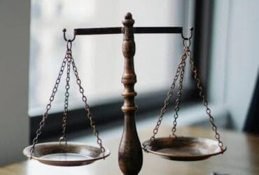 prahovaonline.ro conflict locatar vs fast food miros galagie si amenintari cu judecata drepturile locatarilor si limitele activitatii comerciale