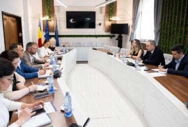 Ministrul Finanțelor, Alexandru Nazare, discuții cu AmCham: Digitalizarea și debirocratizarea, priorități pe agendă 64 ministrul finantelor alexandru nazare discutii cu amcham digitalizarea si debirocratizarea prioritati pe agenda