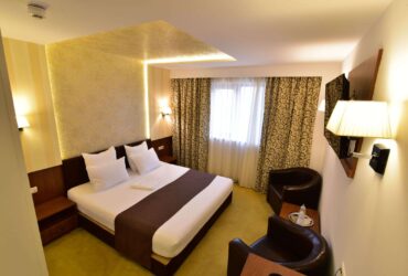 Tarife Cazare Hotel Forum Ploiești: Prețuri Competitive pentru Camere de 3 și 4 Stele 63 tarife cazare hotel forum ploiesti preturi competitive pentru camere de 3 si 4 stele